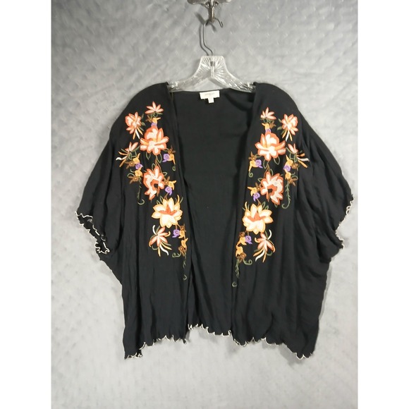 Umgee Sweaters - Umgee Black Floral Kimono S/M Cottage Fairy Core. Festival Fashion. Lagenlook